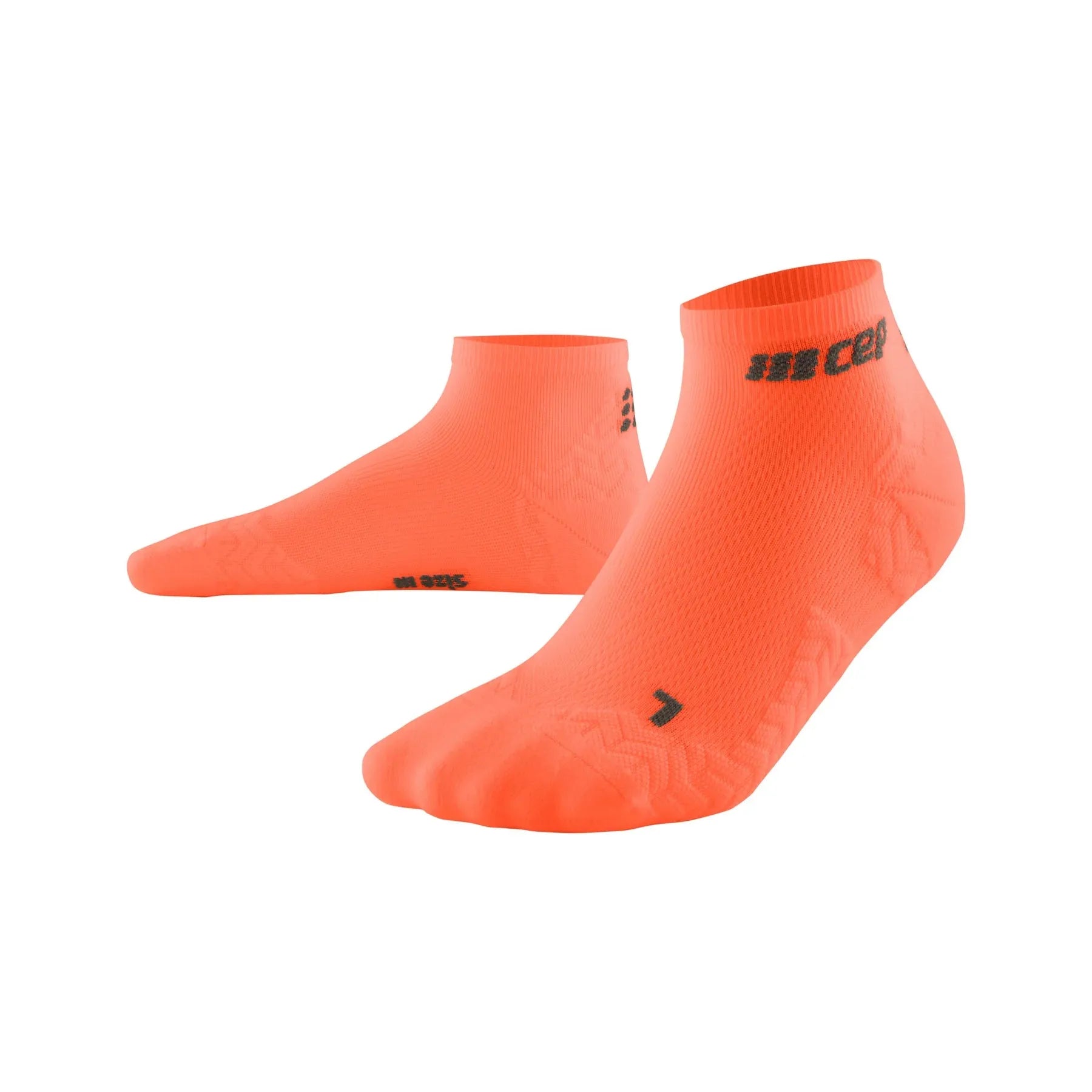 CEP Compression Ultralight Low Cut Women's Cycling Socks (Ultralight Coral)