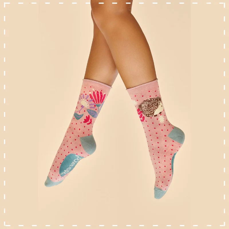 Powder Ankle Sock - Hedgehog Hunting in Leaves in Petal 14346