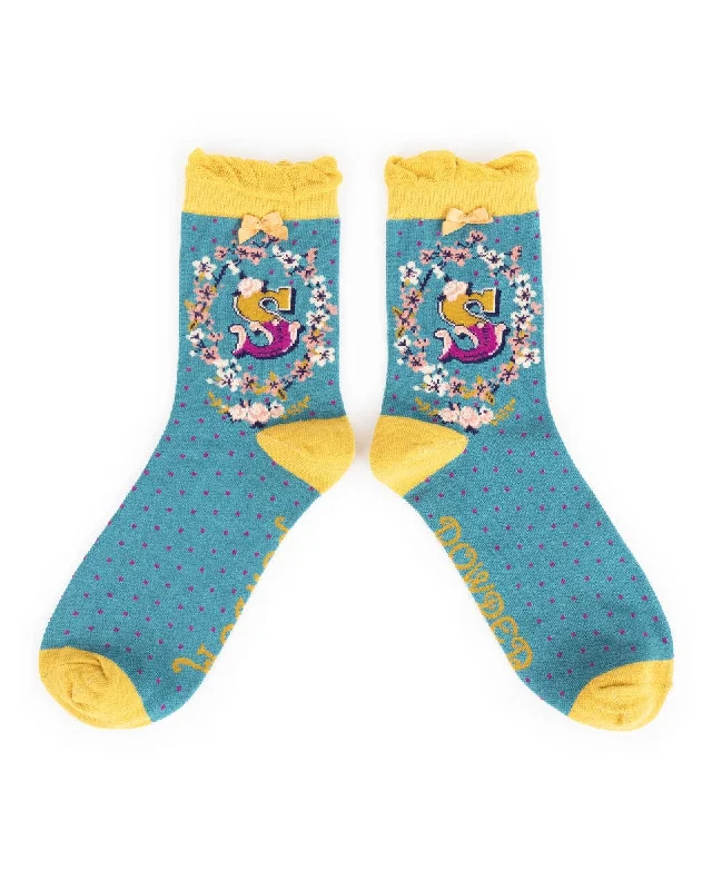 Powder Alphabet Ankle Sock - S 8020