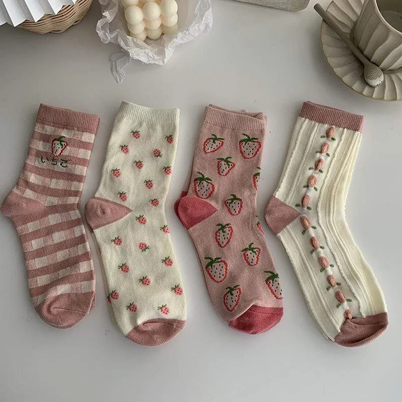 Women's Kawaii Strawberry Floral Plaid Stockings(set of 4)